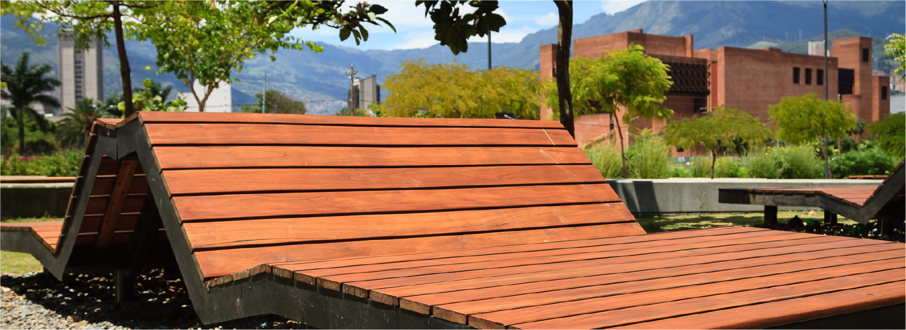 Pérgola de madera protegida con Impra